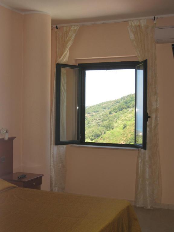 بارغيليا Locanda Adele الغرفة الصورة